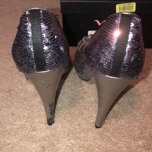 High heels - Picture 6 of 6